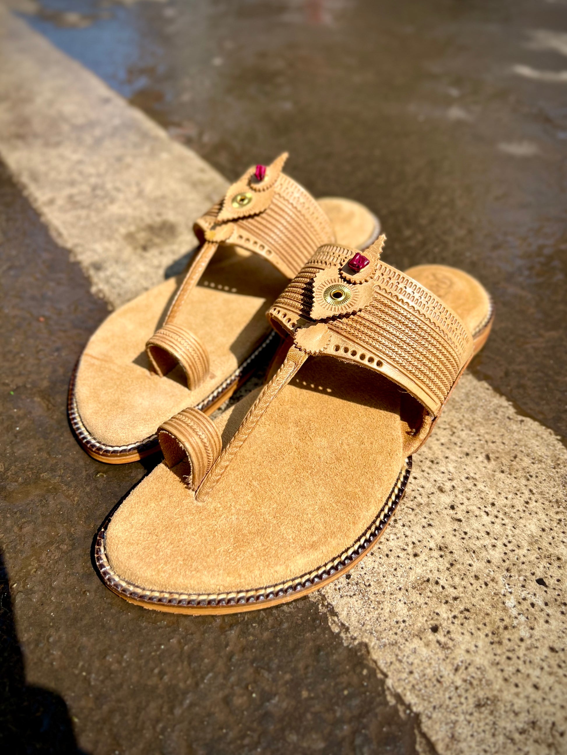 Imperial Cushion Kolhapuri